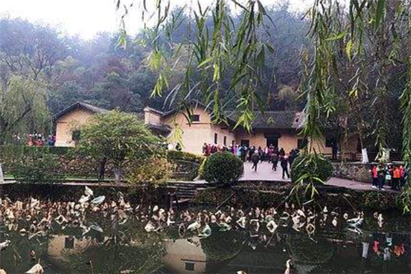 江西井冈山十大最好玩的景点：五龙潭上榜，第九是彩虹瀑布插图5