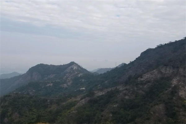 浙江十大高峰排行榜：龙王山上榜，第一是黄茅尖插图8