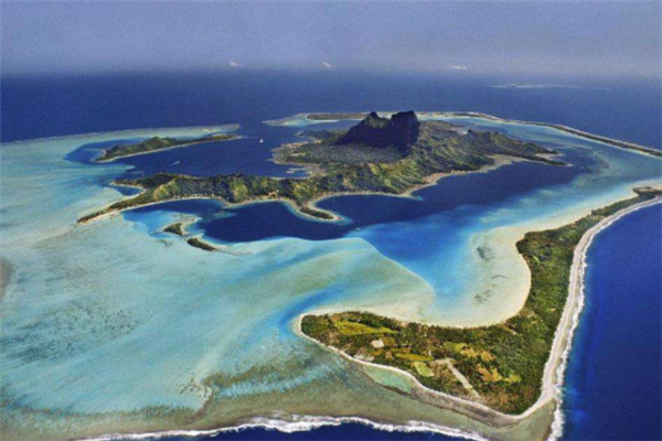 世界十大最好玩景点：马尔代夫上榜，第三是世界最大珊瑚礁插图2