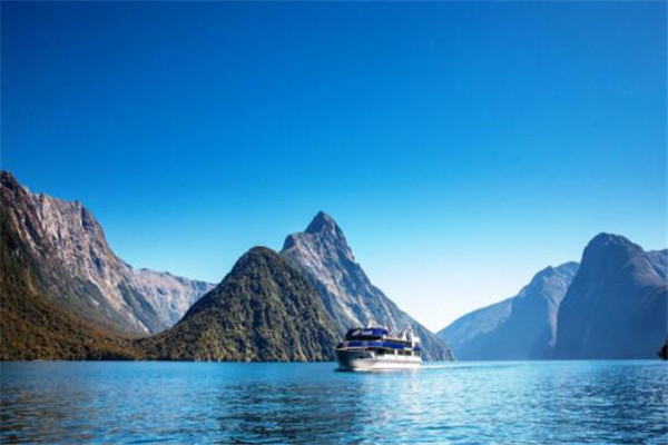 世界最美的十大地方 圣托里尼岛美到让人想哭，此生必去插图1