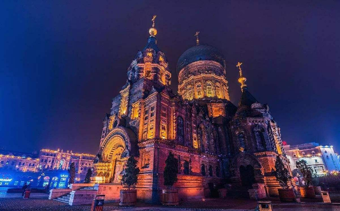 十大最便宜的旅游城市：哈尔滨上榜，重庆的夜景最美插图