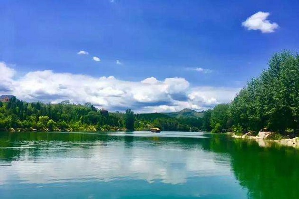 河南十大冬季旅游好去处：白云山上榜，第七花丛中的温泉插图8