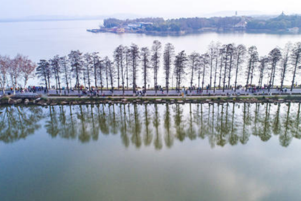 武汉十大网红景点 楚河汉街是商业中心，东湖绿道环境优美插图4