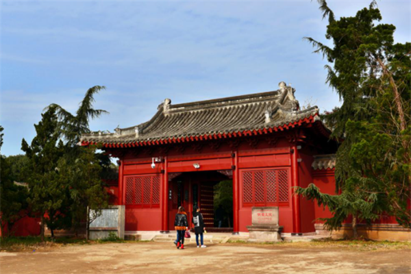 成都十大风景名胜区：乐山大佛上榜，第八可以体验滑雪插图8