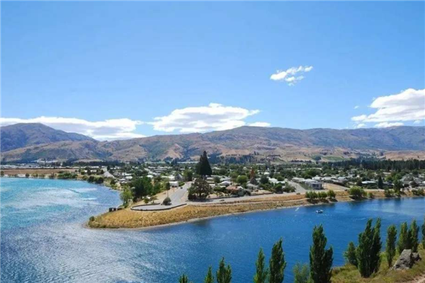 新西兰最具特色的8个小镇 玛塔玛塔小镇是霍比特人的取景地插图5