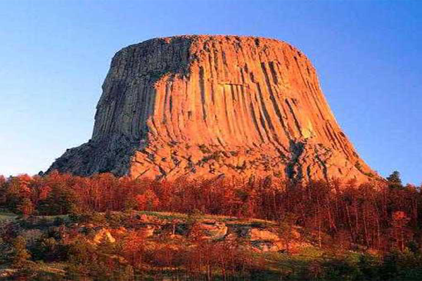 世界十大悬崖峭壁 恐怖！被大自然的鬼斧神工吓到腿软的景观插图4