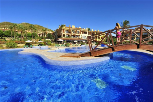 世界十大最美民宿 拜伯丽镇历史悠久 白露里治奥宛如仙境插图7