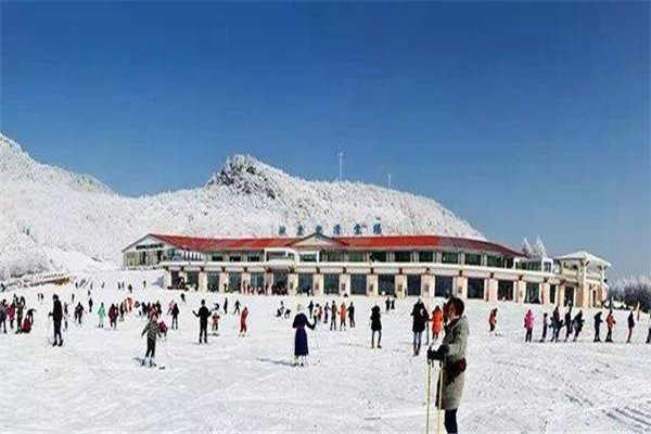 中国十大滑雪胜地 长白山滑雪场只排第三，北大壶上榜插图6