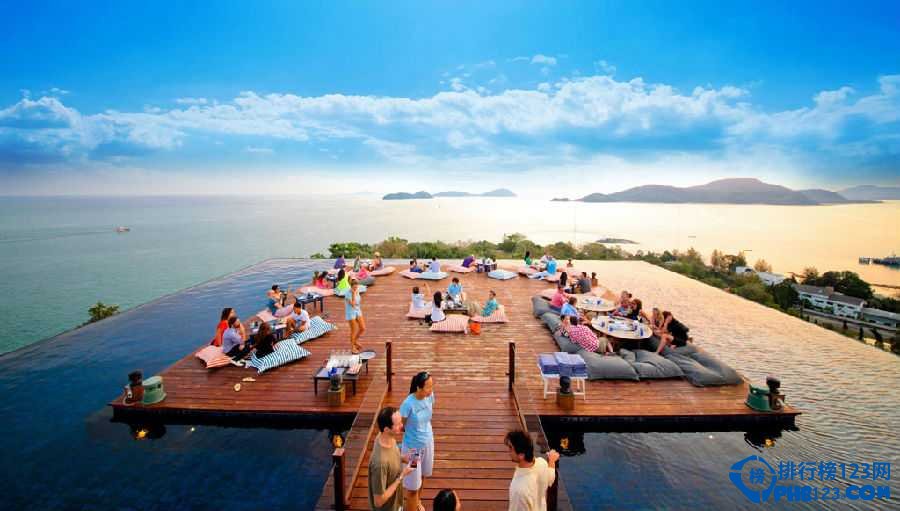 全球14个海岛游绝美景点排行榜插图