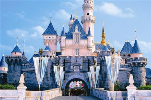 中国最值得去的主题公园排名 上海迪士尼乐园是世界最大插图1