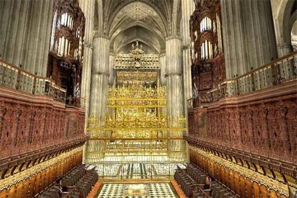 西班牙十大名胜古迹：帕尔马大教堂上榜，第十有哥伦布的棺椁插图9