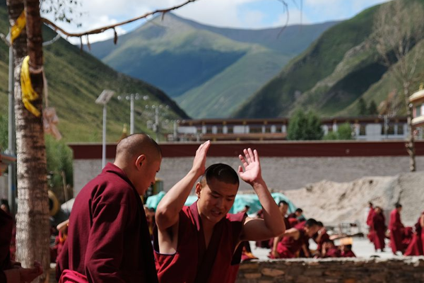 青海最好玩的十大景点，青海湖景色独特 塔尔寺艺术气息浓厚插图3