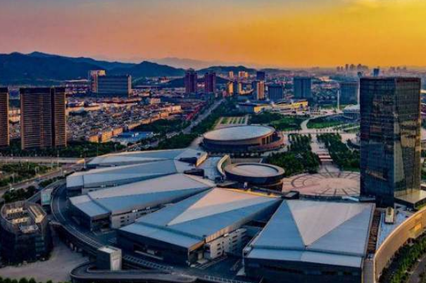 年度十大城市排行榜：重庆上榜，第二“英雄之城”插图8