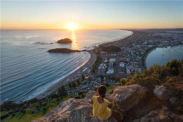 新西兰最有魅力的5个小镇 皇后镇上榜仅第四格雷兰登顶插图2