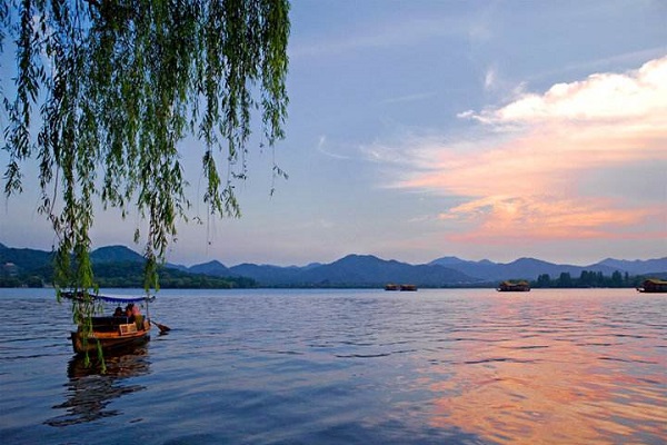 中国华东十大热门景区：杭州西湖第二，第五夜景超美插图1