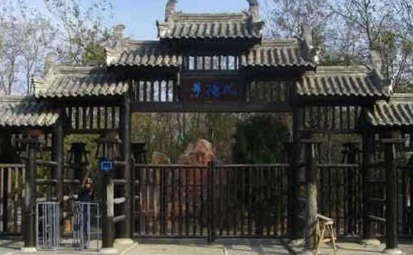 聊城好玩的地方排行榜 三大名楼之一光岳楼是聊城地标插图5