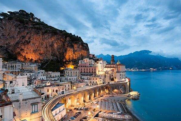 世界十大最美公路排行榜：美国6地上榜，中国一条男人必去插图3