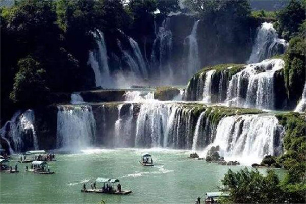 崇左最好玩的地方推荐 崇左好玩的地方排行榜插图2