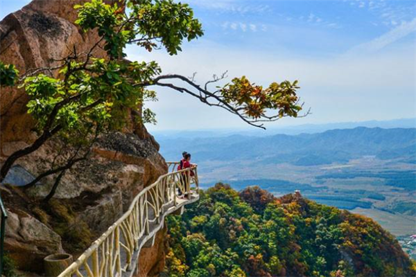 丹东十大风景名胜排行榜:凤凰山上榜,第一适合秋天去插图3 丹东十大风景名胜排行榜:凤凰山上榜,第一适合秋天去插图3