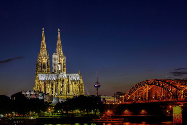 世界七大爱情圣地:盘点最适合结婚度假的七大绝美景点插图2