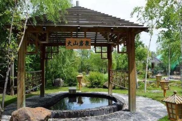 吉林十大温泉排行榜 长白山国际温泉排第一，汉拿山上榜插图2