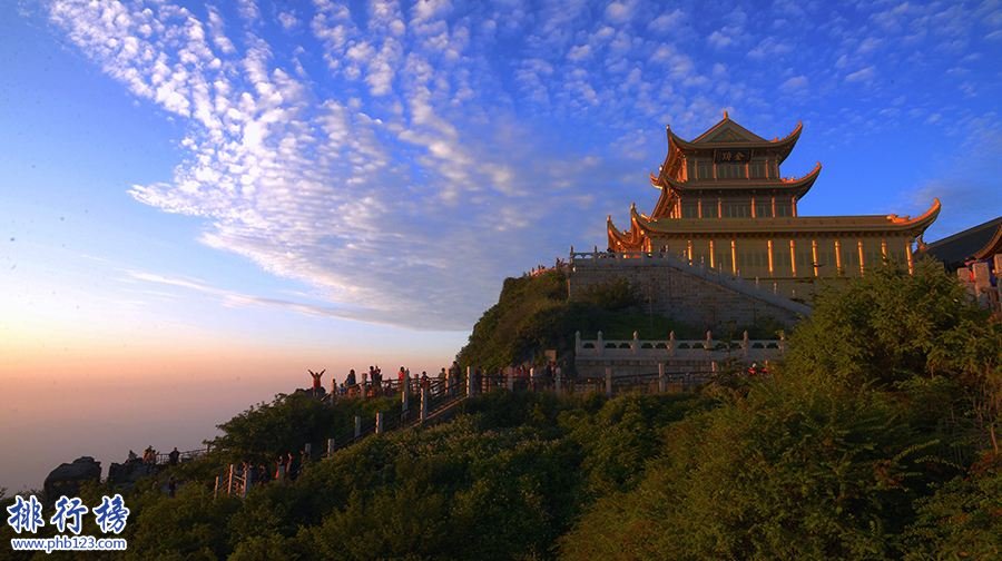 2018春节旅游线路推荐，2018春节有什么好玩的景点？插图2