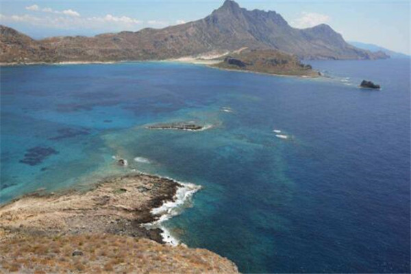 世界十大岛群 马尔代夫风景绝美，夏威夷群岛必去插图3