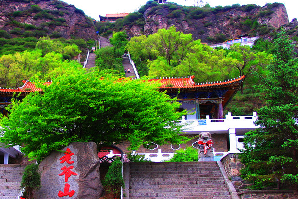 青海最好玩的十大景点，青海湖景色独特 塔尔寺艺术气息浓厚插图5