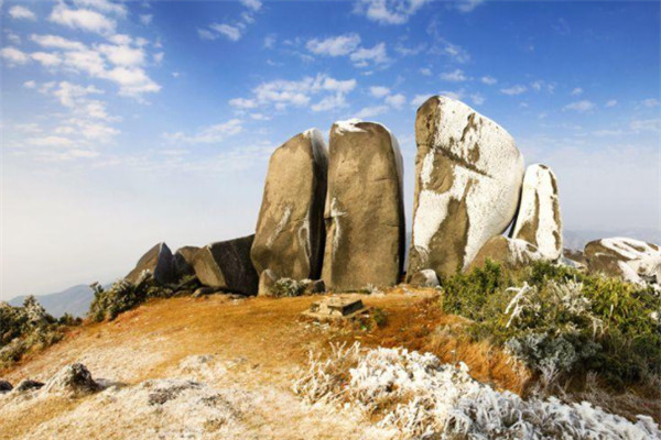 广西十大高峰排行榜：大容山上榜，第一形状像猫咪插图8