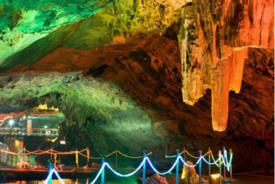 湖北咸宁十大旅游景点 赤壁古战场不容错过隐水洞景色堪称一绝插图2