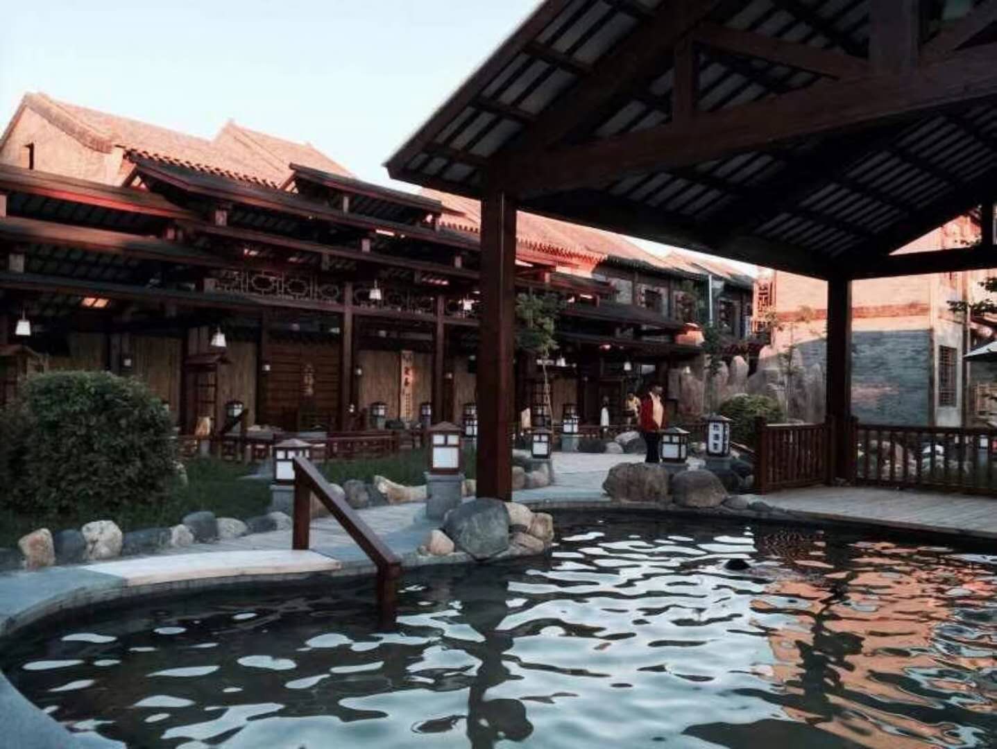 中国十大温泉排行榜 颐尚汤山温泉是公认的第一插图8