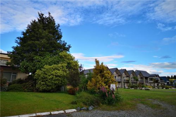 新西兰最适合穷游的5个小镇 福克斯小镇与蒂阿瑙自然环境优越插图1