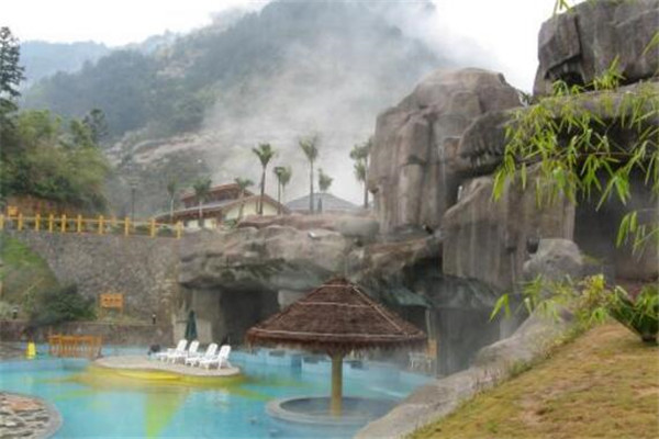 福建十大温泉度假村 环境超美，不去后悔哟插图6