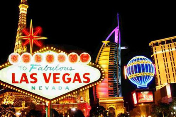 世界十大最好玩景点：马尔代夫上榜，第三是世界最大珊瑚礁插图6