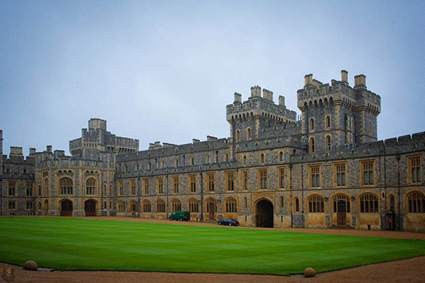 欧洲十大古堡:每一个都美的让人惊艳 欧洲绝美古堡攻略插图1