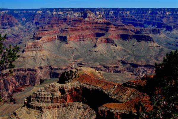 世界十大奇观美景 下龙湾上榜，伊瓜苏瀑布是魔鬼的喉咙插图8