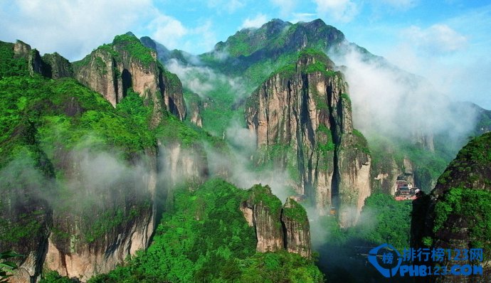盘点浙江十大最美旅游地 山川秀丽人间胜景插图1