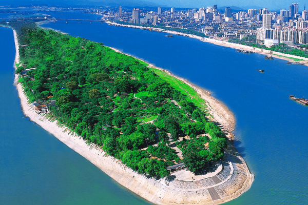 湖南十大最好玩的景点：橘子洲上榜它是夏季避暑胜地插图2