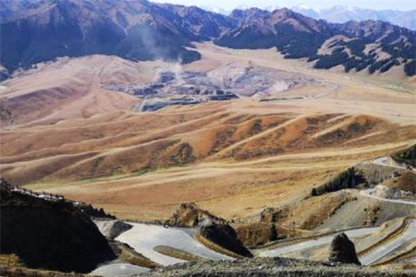 乌鲁木齐10大景点：南山牧场上榜，第一是著名的瑶池插图1