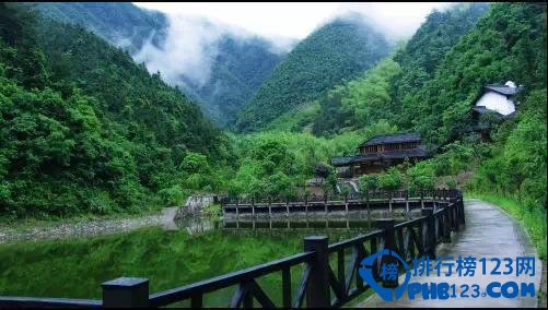 盘点外国人眼中最美的中国十大魅力县城插图9