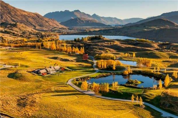 盘点新西兰最美十大小镇 皇后镇登顶瓦纳卡景色秀丽插图