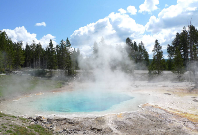 世界最美十大奇观 珠穆朗玛峰上榜，黄石公园排第三插图2