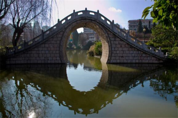 曲靖最好玩的地方推荐 曲靖好玩的地方排行榜插图7