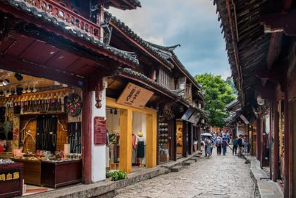 中国西部十大热门景区：大理古城上榜，自然风光居多插图1