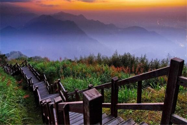 台湾的著名八大景点 台北101居榜首，日月潭必到插图1