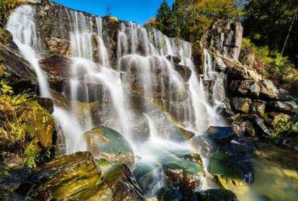 吉林十大冬季好去处排行榜：雾凇岛上榜，第三最美(红得耀眼)插图7