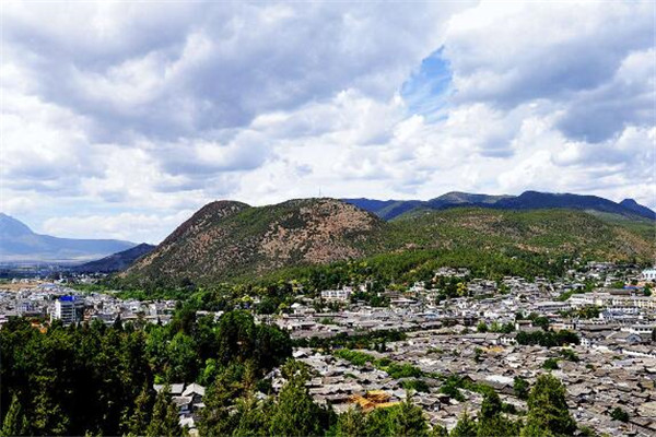 丽江最好玩的地方推荐 丽江地区好玩的地方排行榜插图8