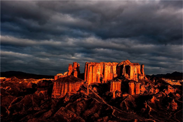 西北十大旅游城市 敦煌壁画极其精美 西安是历朝古都插图6