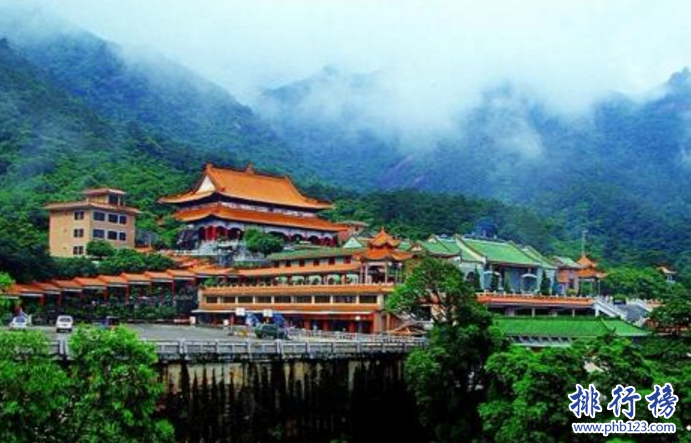 广东爬山去哪里比较好？广东四大名山排名推荐插图3
