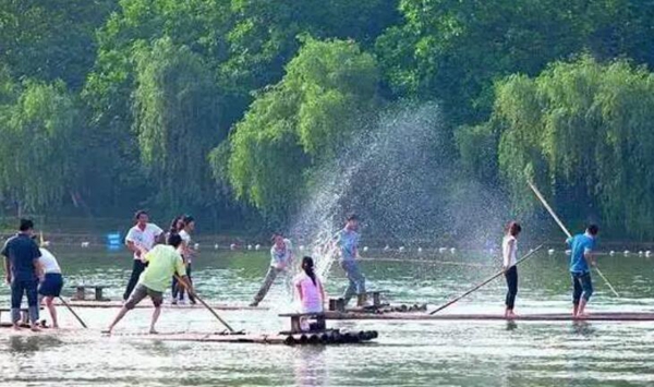 到南京不得不去的10个地方,珍珠泉第二，你去过几个呢插图1